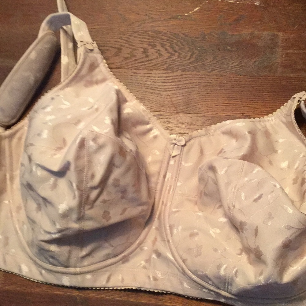 Elila Floral Pattern Bra in Cream